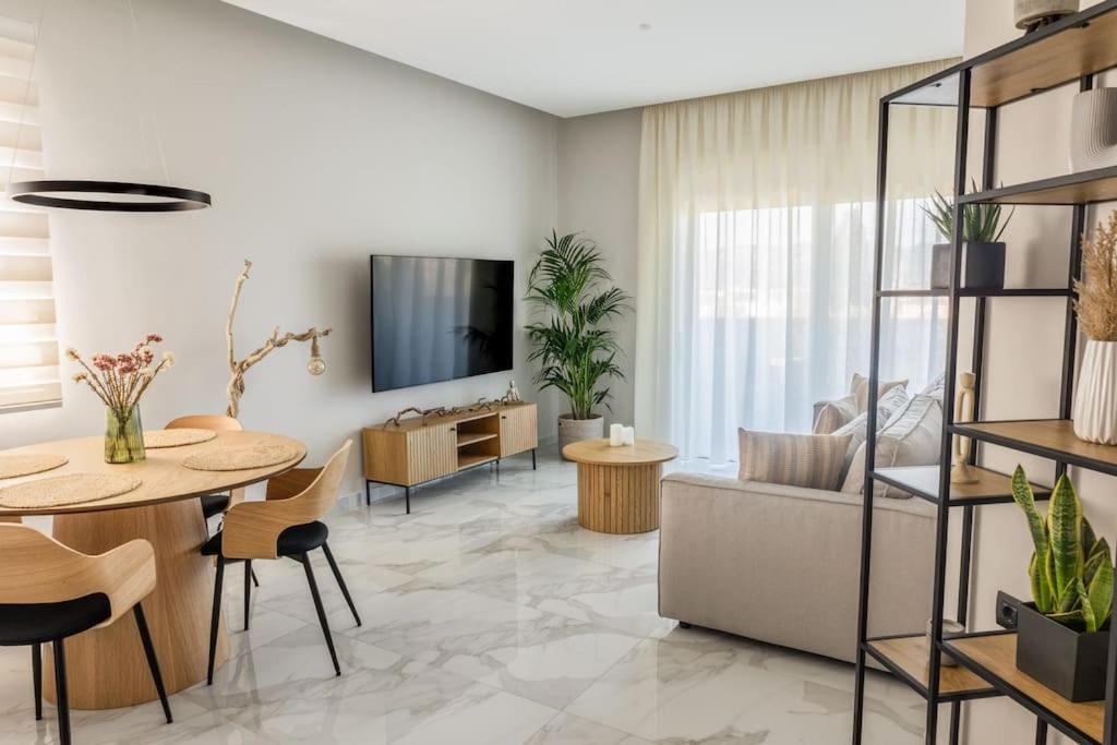 Anesis Deluxe 2 Apartamento Gaitani